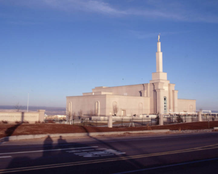 Temples Strengthen Families