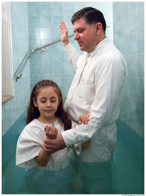 Mormon Q and A: Do Mormons Baptize?