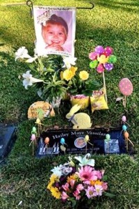 child's grave (Hailey)