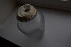 making an hour glass