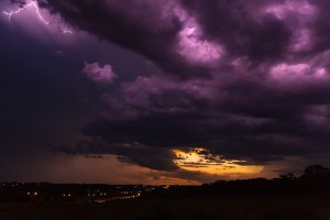 sky-850116_640