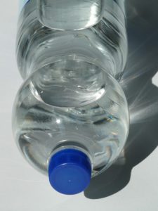 plastic-bottle-60472_640