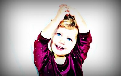 Build Relationships – Look in Your Children’s Eyes