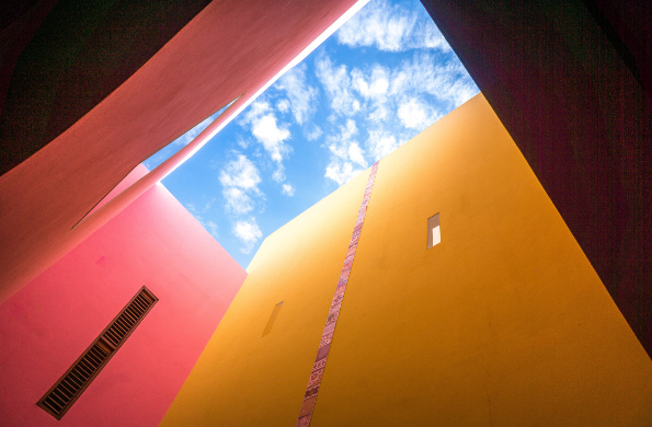 walls sky